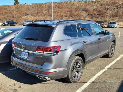 2021 Volkswagen Atlas 3.6L SE w/Technology