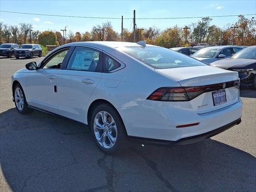 2025 Honda Accord LX 1.5T