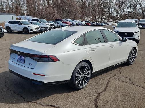 Platinum White Pearl 2026 Honda Accord Hybrid Touring