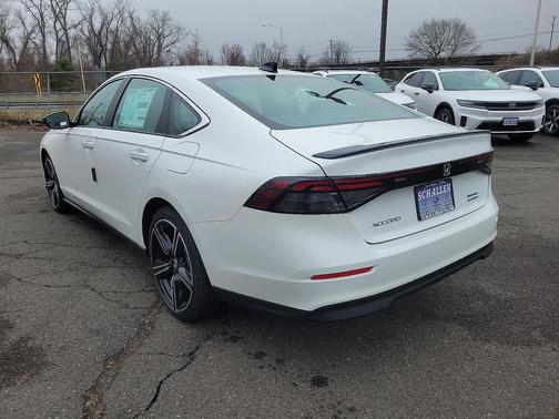 2025 Honda Accord Hybrid Base