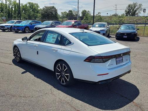 2025 Honda Accord Hybrid Touring