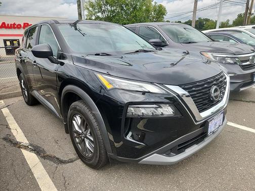 Super Black 2023 Nissan Rogue S