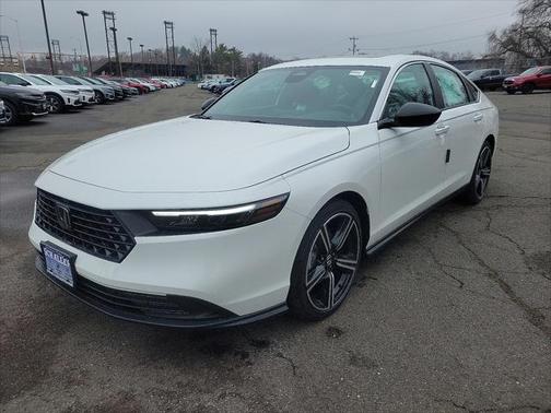 2025 Honda Accord Hybrid Base