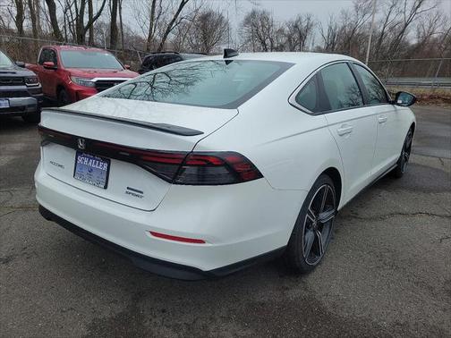 2025 Honda Accord Hybrid Base