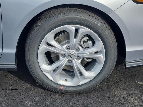 2025 Honda Accord LX 1.5T