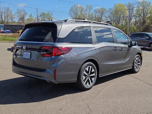 Modern Steel Metallic 2026 Honda Odyssey EX-L