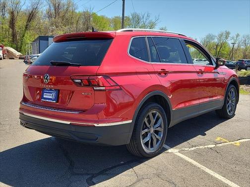 2022 Volkswagen Tiguan 2.0T SE 4MOTION