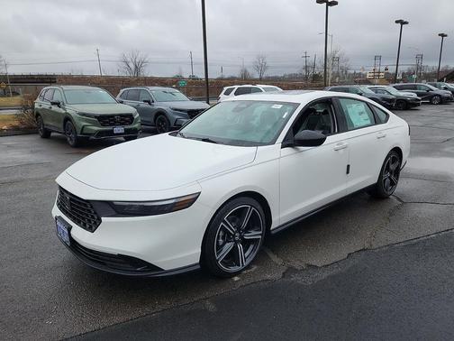 Platinum White Pearl 2026 Honda Accord SE