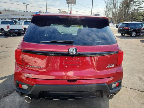 2023 Honda Passport AWD Elite