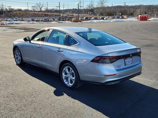 2023 Honda Accord LX 1.5T