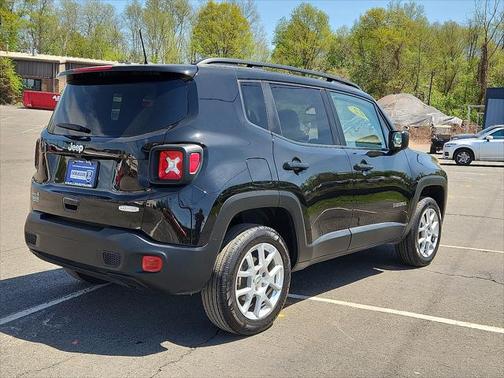 2022 Jeep Renegade Latitude