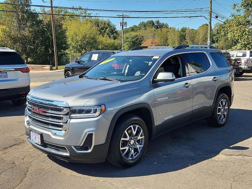 2023 GMC Acadia AWD SLT