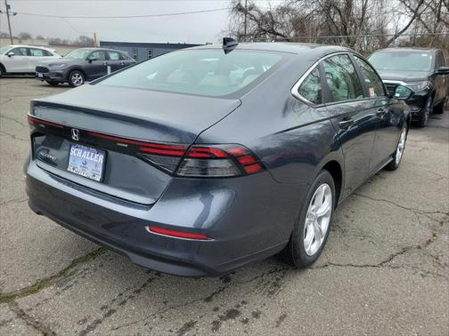 2025 Honda Accord LX 1.5T