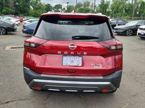 2022 Nissan Rogue SL