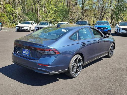 Canyon River Blue Metallic 2026 Honda Accord SE