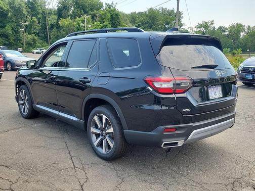 2025 Honda Pilot Elite
