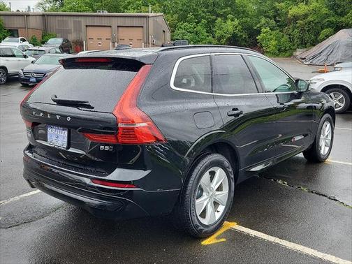 2022 Volvo XC60 Momentum