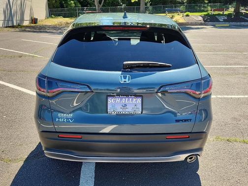 Nordic Forest Pearl 2025 Honda HR-V AWD Sport