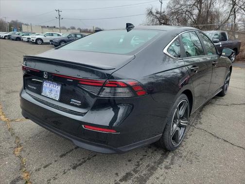 2025 Honda Accord Hybrid Base