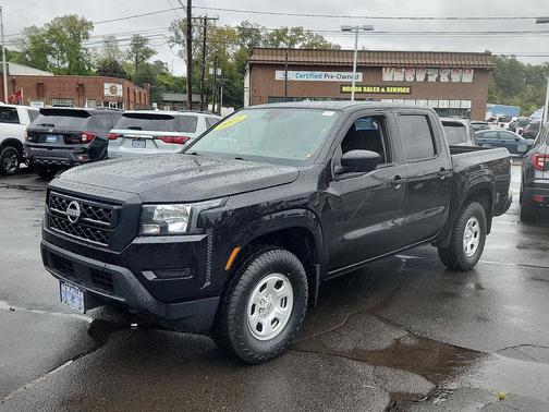 2022 Nissan Frontier S