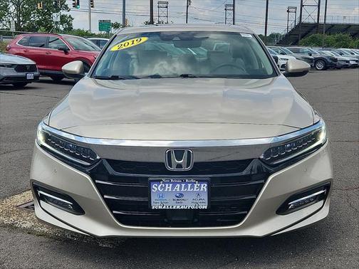 2019 Honda Accord Hybrid Touring