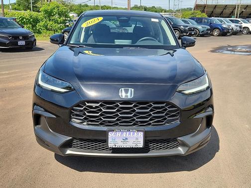 Crystal Black Pearl 2024 Honda HR-V LX