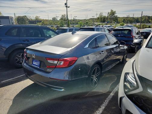 2022 Honda Accord Hybrid Touring