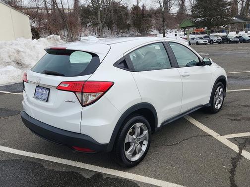 2022 Honda HR-V LX