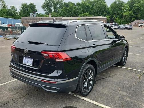 2022 Volkswagen Tiguan 2.0T SE 4MOTION