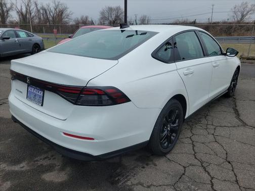 2025 Honda Accord Sport SE 1.5T