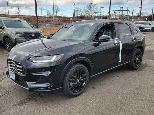 2026 Honda HR-V 2WD Sport