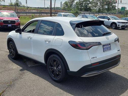 Platinum White Pearl 2026 Honda HR-V AWD Sport