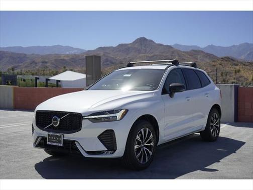 2025 Volvo XC60 B5 Core