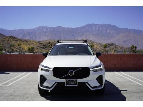 2025 Volvo XC60 B5 Core