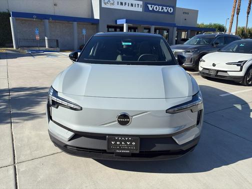 2025 Volvo EX30 Twin Motor Plus