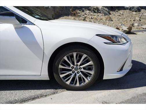 2021 Lexus ES 250 Base