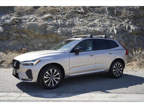 2025 Volvo XC60 B5 Core