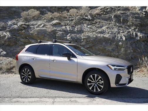 2025 Volvo XC60 B5 Core