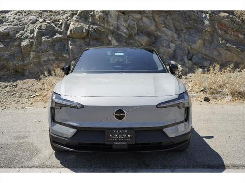 2025 Volvo EX30 Twin Motor Plus