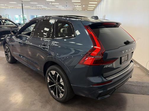 Denim Blue Metallic 2026 Volvo XC60 Plug-In Hybrid T8 Plus