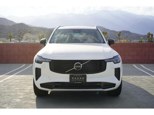 2026 Volvo XC90 B6 Ultra Dark Theme 7-Seater