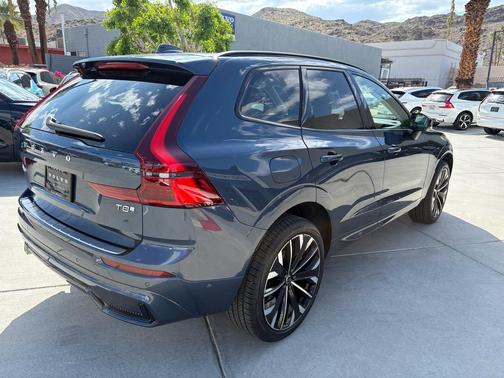 2026 Volvo XC60 Plug-In Hybrid T8 Ultra