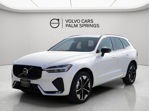 Crystal White Metallic 2026 Volvo XC60 B5 Plus