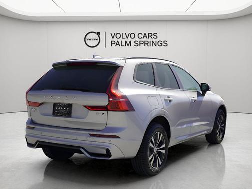 2025 Volvo XC60 B5 Core