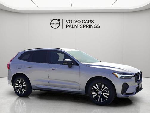 2025 Volvo XC60 B5 Core