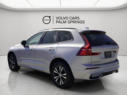 2025 Volvo XC60 B5 Core