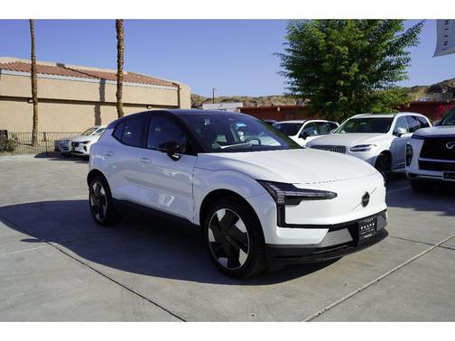 2025 Volvo EX30 Twin Motor Plus