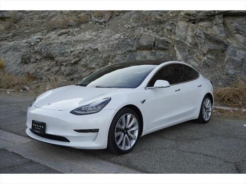 2018 Tesla Model 3 Long Range