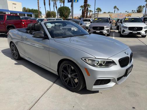 Glacier Silver Metallic 2017 BMW M240 i