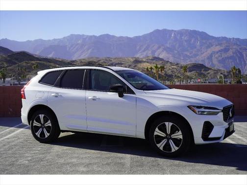 2025 Volvo XC60 Plug-In Hybrid T8 Core